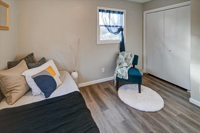 10 Ammerman Circle, Madison, WI 53716