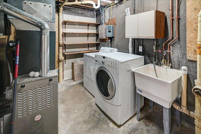 10 Ammerman Circle, Madison, WI 53716