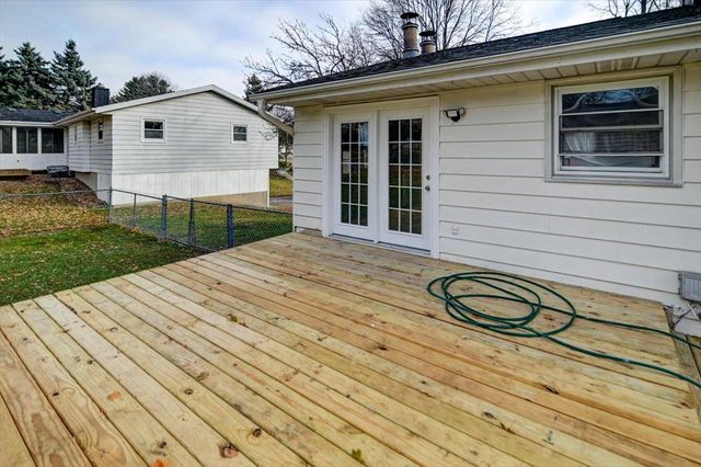 10 Ammerman Circle, Madison, WI 53716