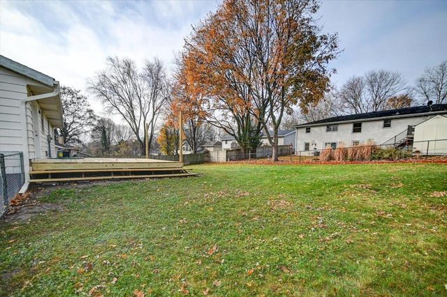 10 Ammerman Circle, Madison, WI 53716