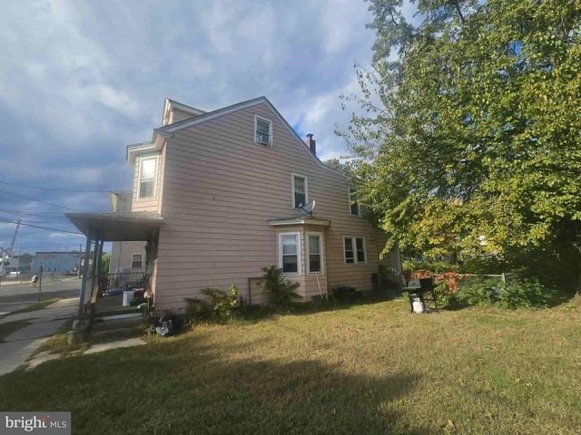 803 CUMBERLAND ST, Gloucester City, NJ 08030