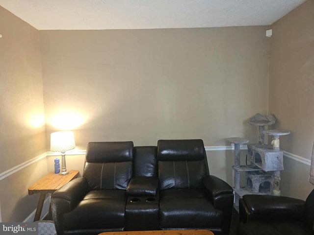 803 CUMBERLAND ST, Gloucester City, NJ 08030