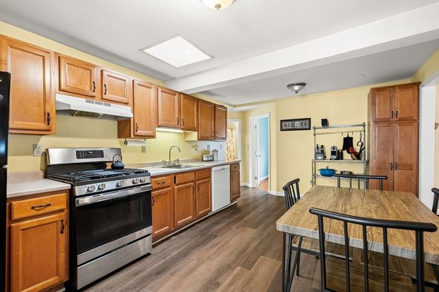 90 Loring Ave, Whitman, MA 02382