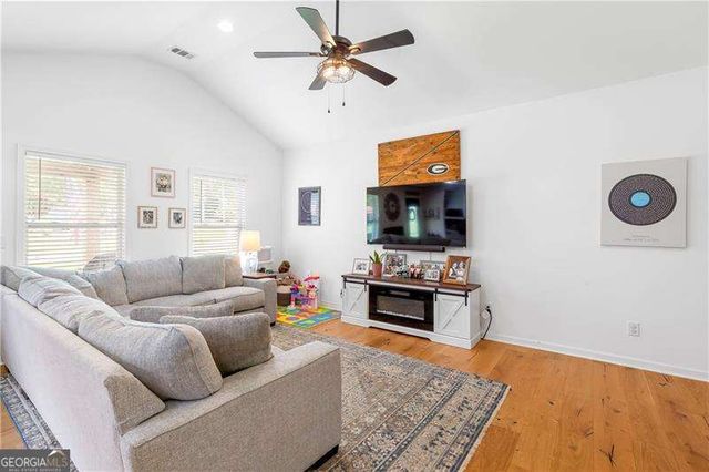 1831 Holly Springs Road, Rockmart, GA 30153