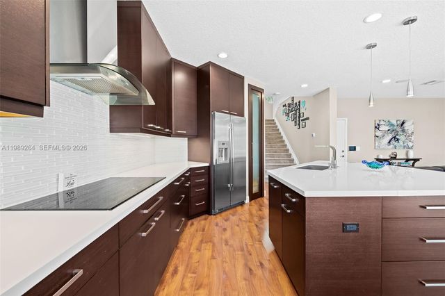 10237 NW 53rd Ct, Coral Springs, FL 33076