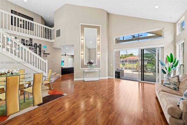 10237 NW 53rd Ct, Coral Springs, FL 33076