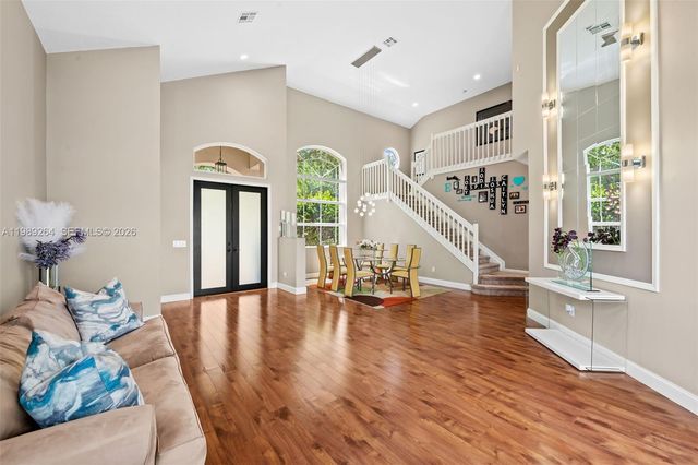 10237 NW 53rd Ct, Coral Springs, FL 33076