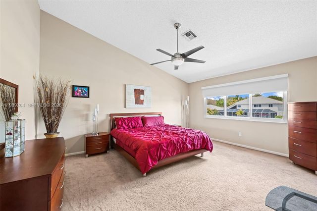 10237 NW 53rd Ct, Coral Springs, FL 33076