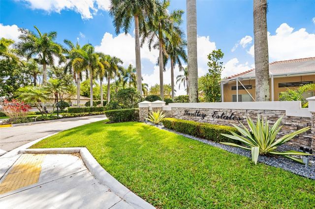 10237 NW 53rd Ct, Coral Springs, FL 33076