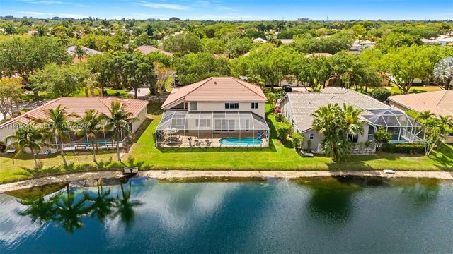 10237 NW 53rd Ct, Coral Springs, FL 33076