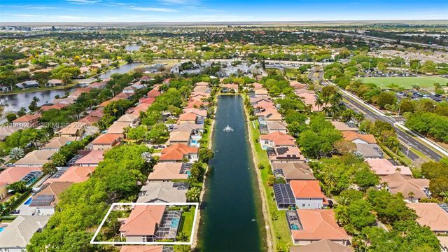 10237 NW 53rd Ct, Coral Springs, FL 33076