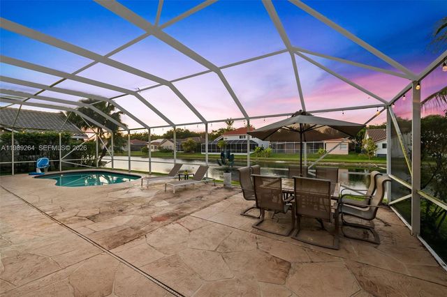 10237 NW 53rd Ct, Coral Springs, FL 33076