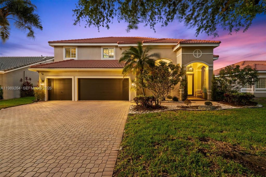 10237 NW 53rd Ct, Coral Springs, FL 33076