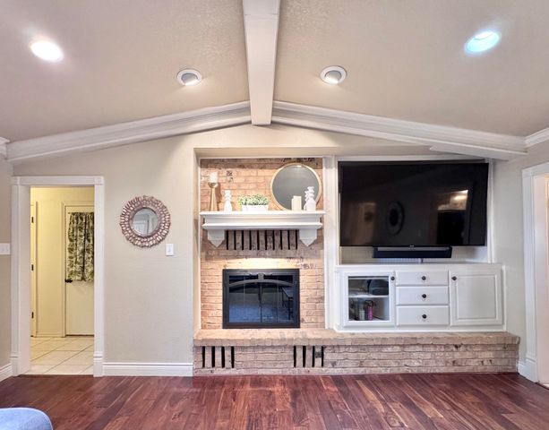 9204 Lynnhaven Avenue, Lubbock, TX 79423