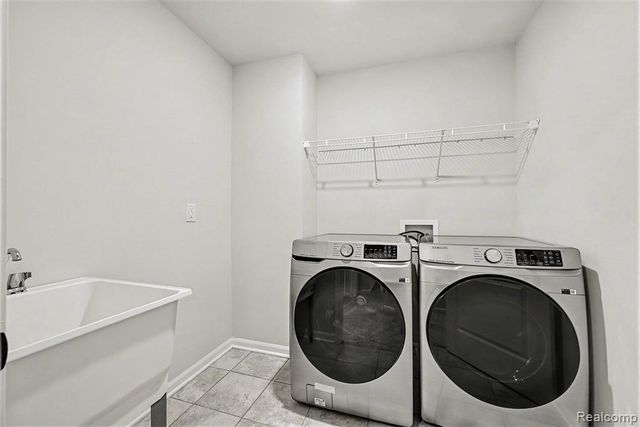 2298 Addison Circle, Commerce Twp, MI 48390