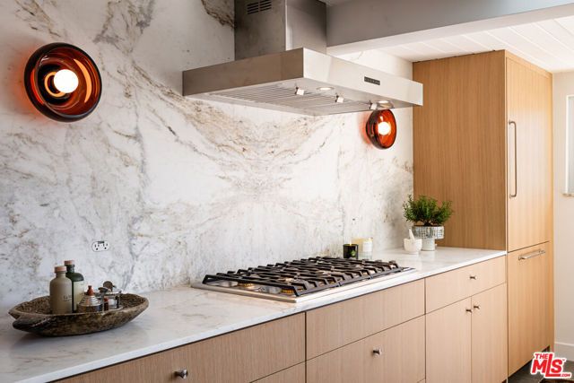 922 E Anza Drive, Palm Springs, CA 92264