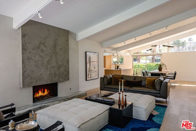 922 E Anza Drive, Palm Springs, CA 92264