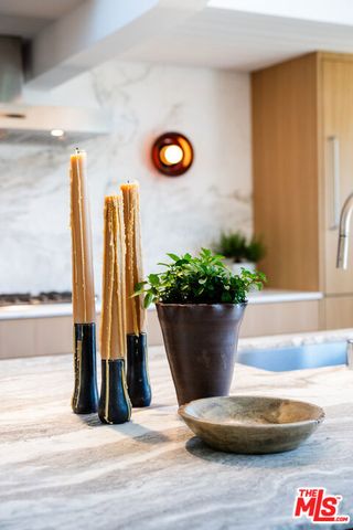 922 E Anza Drive, Palm Springs, CA 92264