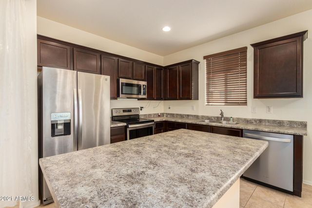 7503 S 12th Avenue, Phoenix, AZ 85041