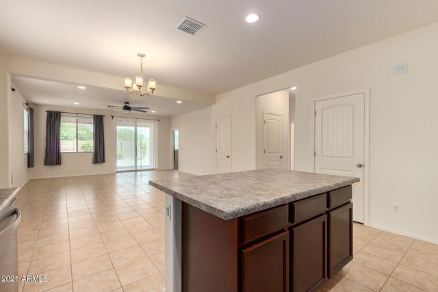 7503 S 12th Avenue, Phoenix, AZ 85041