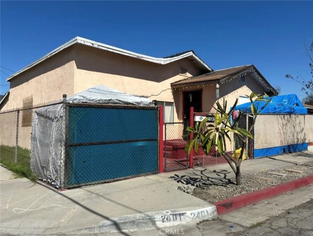 2401 E Hatchway Street, Compton, CA 90222