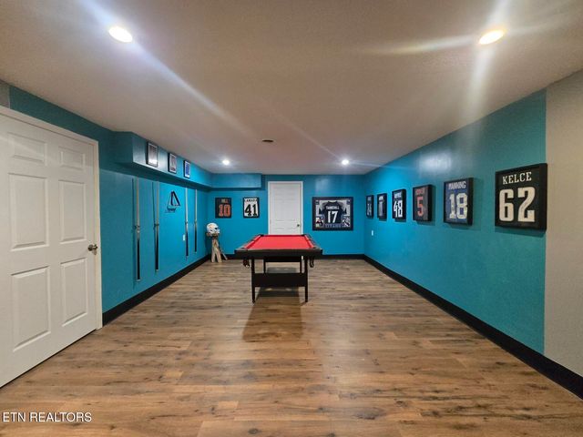 1050 Jane Phillips Rd, Oneida, TN 37841