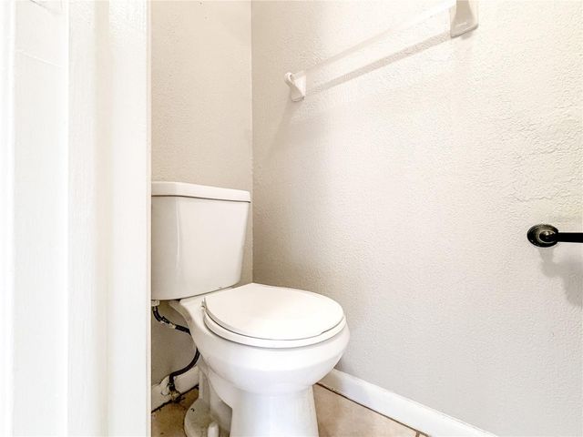 1844 MILL RUN CIRCLE, Tampa, FL 33613