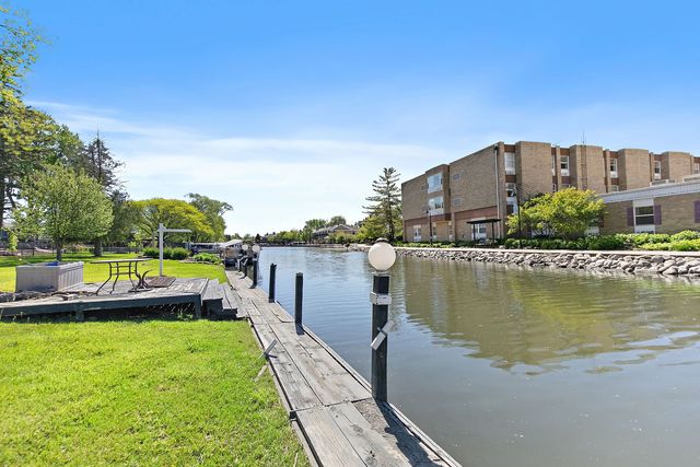 3415 Venice Avenue, Mchenry, IL 60050