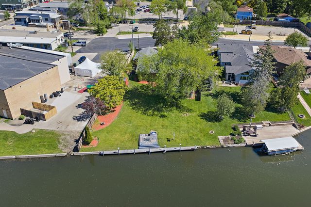 3415 Venice Avenue, Mchenry, IL 60050