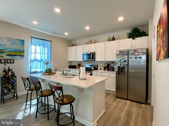 26 BLUE HERON LN, West Creek, NJ 08092