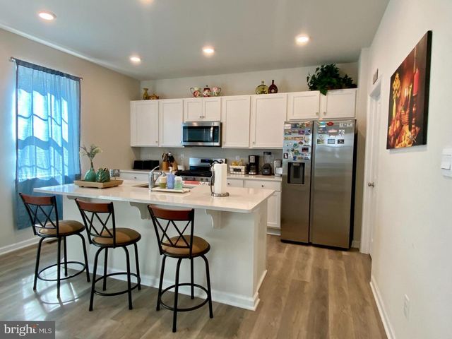 26 BLUE HERON LN, West Creek, NJ 08092