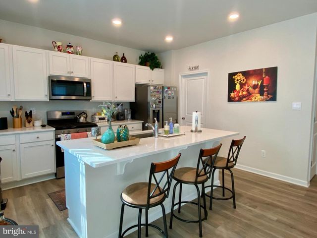 26 BLUE HERON LN, West Creek, NJ 08092