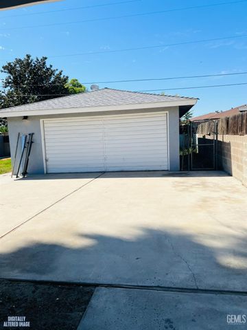 1009 Chapel Drive, Bakersfield, CA 93304