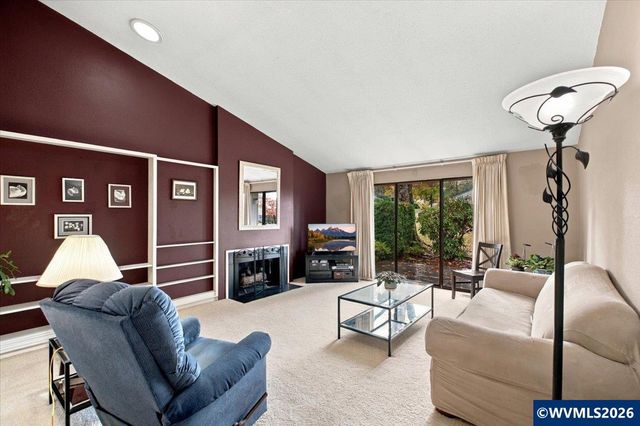 1855 Lexington Cir SE, Salem, OR 97306