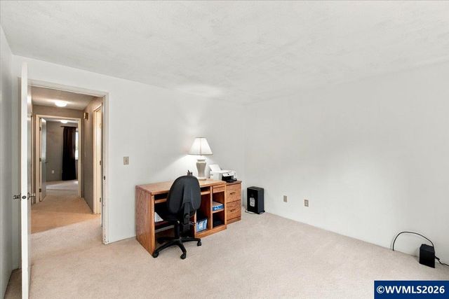 1855 Lexington Cir SE, Salem, OR 97306