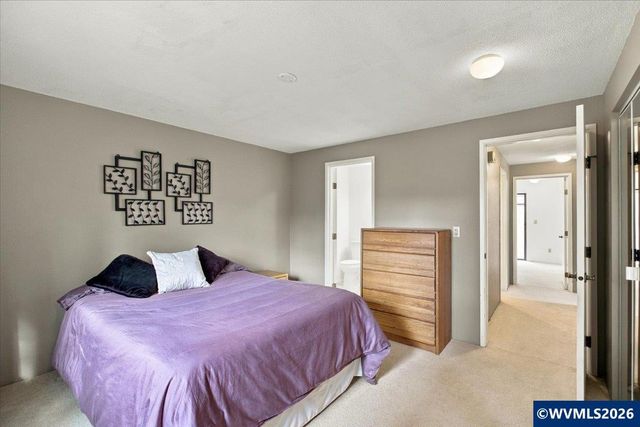 1855 Lexington Cir SE, Salem, OR 97306