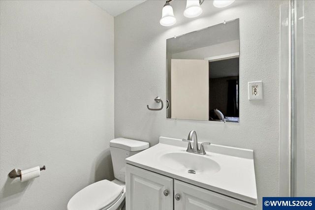 1855 Lexington Cir SE, Salem, OR 97306