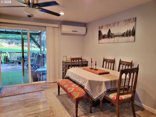 301 WINSTON CREEK Rd, Mossyrock, WA 98564