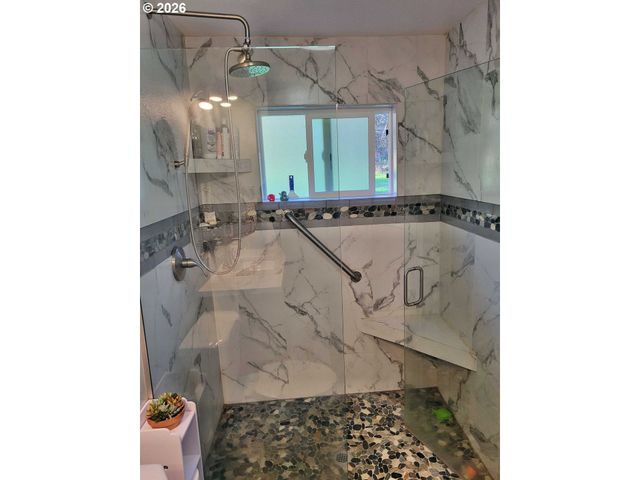 301 WINSTON CREEK Rd, Mossyrock, WA 98564