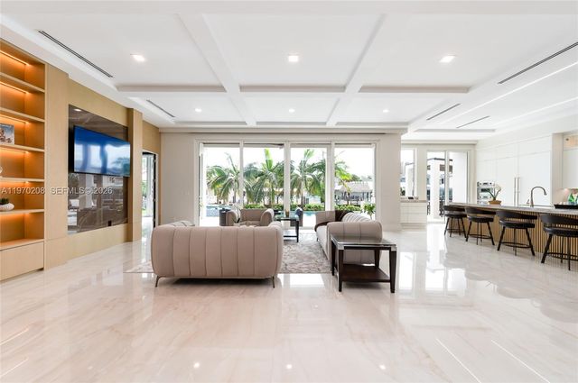 3740 NE 29th Avenue, Lighthouse Point, FL 33064