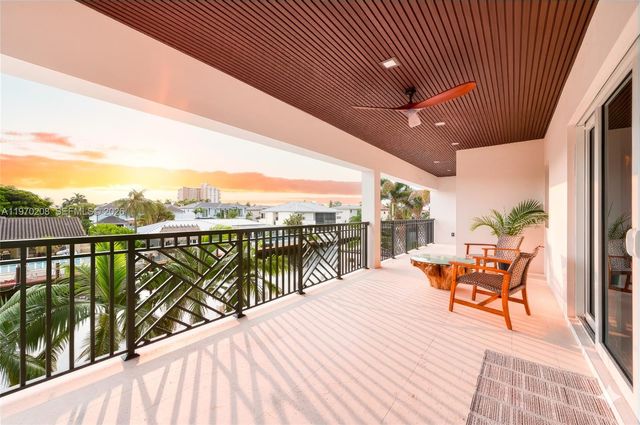 3740 NE 29th Avenue, Lighthouse Point, FL 33064