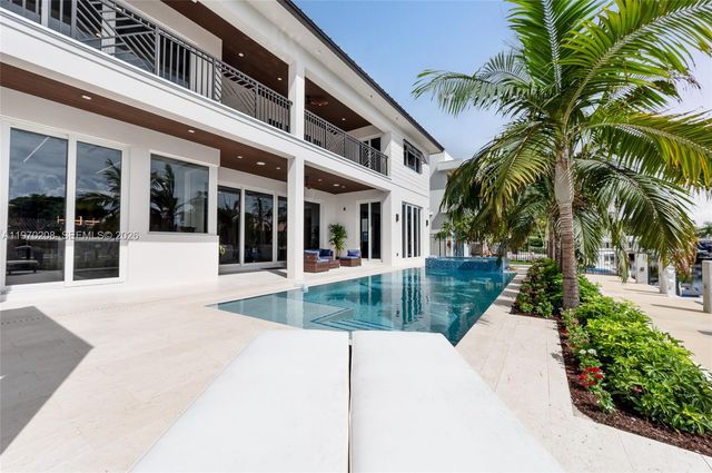 3740 NE 29th Avenue, Lighthouse Point, FL 33064