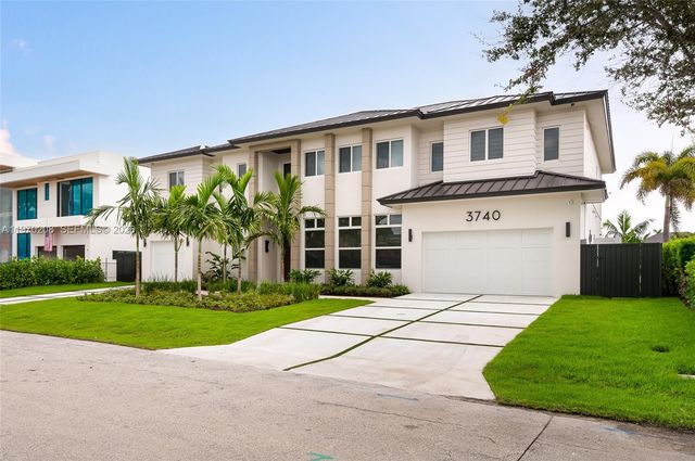 3740 NE 29th Avenue, Lighthouse Point, FL 33064