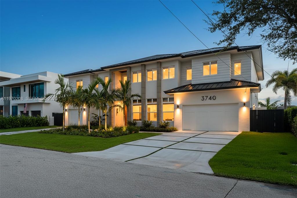 3740 NE 29th Avenue, Lighthouse Point, FL 33064