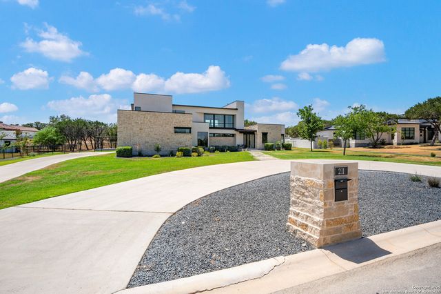 211 Wellesley Hill, Shavano Park, TX 78231