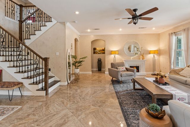 7906 Lindsey Drive, Rowlett, TX 75088
