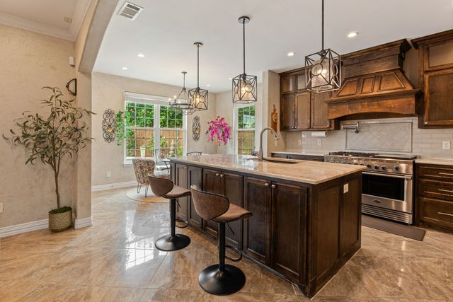 7906 Lindsey Drive, Rowlett, TX 75088