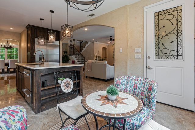 7906 Lindsey Drive, Rowlett, TX 75088