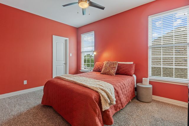 7906 Lindsey Drive, Rowlett, TX 75088