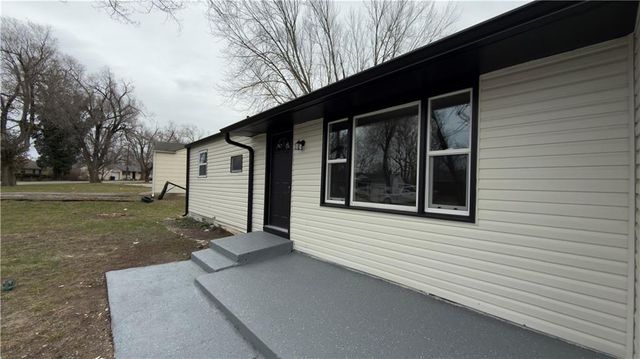 7207 E 86th Street, Kansas City, MO 64138